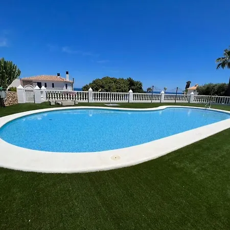 Granalacantholiday Mit Traumhaften Meerblick Und Grossem Pool بيت للعطل