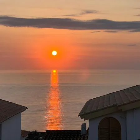 Vakantiehuis Granalacantholiday Mit Traumhaften Meerblick Und Grossem Pool